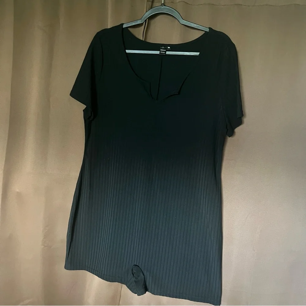 Shein Basic Romper - Picture 1 of 4